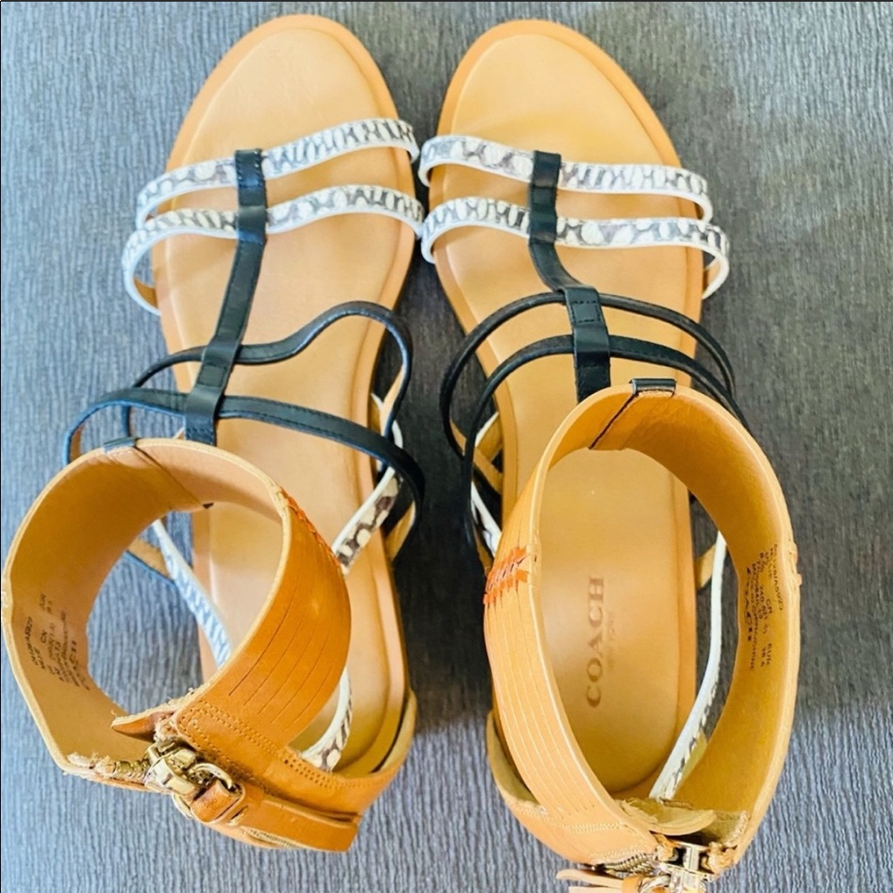 Authentic Coach Sandals - Picture 3 of 4